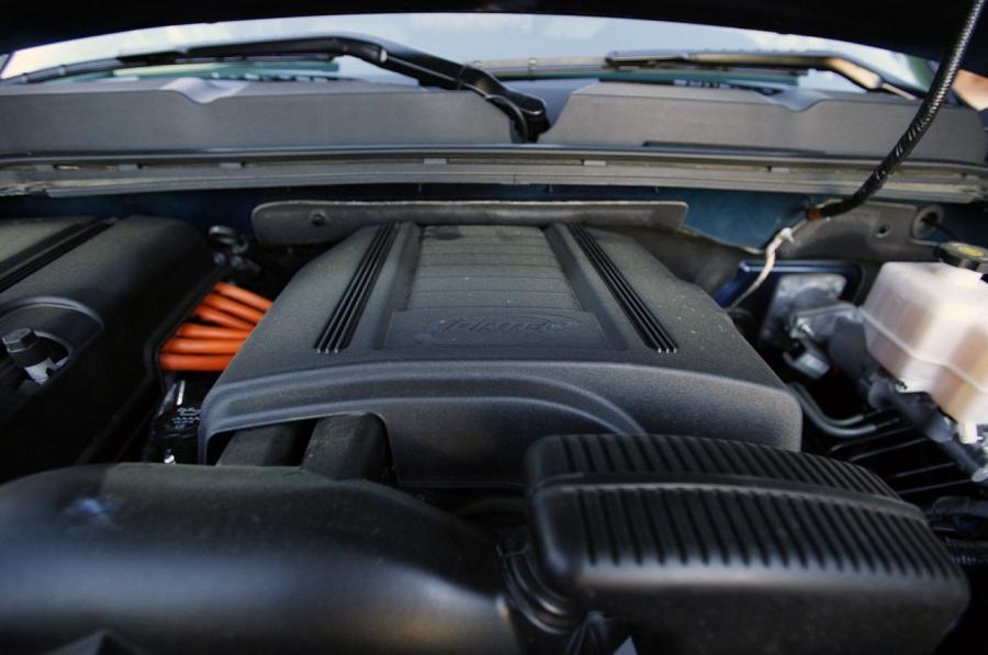  Chevrolet Silverado Hybrid 2010 года  (фото 23 из 44)